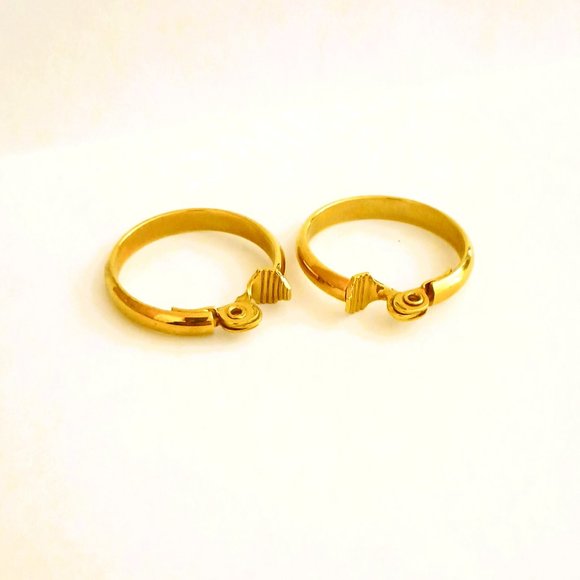 Vintage Monet Gold Hoop Earrings 1.25" Classic Clip On Signed Gift for Mom - Picture 1 of 5